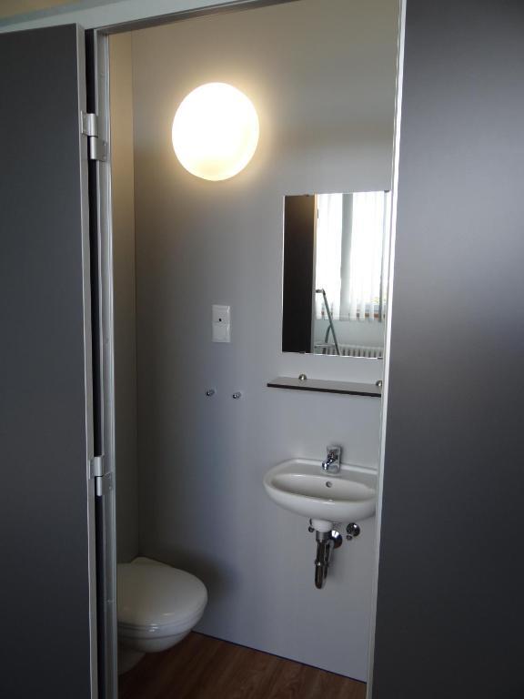 Double Room Bathroom,47025232:JPEG